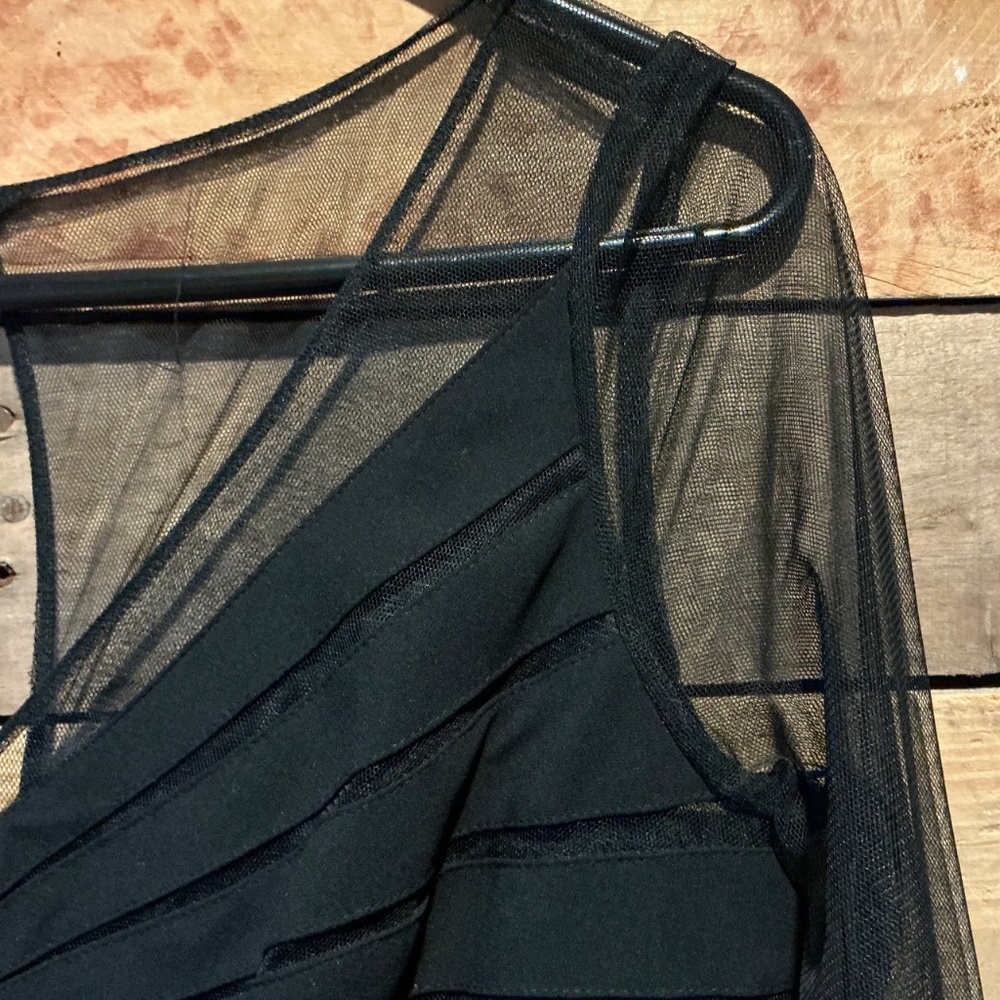Adrianna Papell 8 Black Dress Tiered Shutter Pleat Illusion mesh Sleeve - Picture 2 of 10